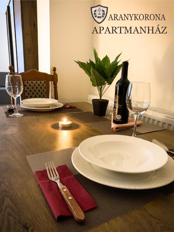 Aranykorona Apartmanhaz Μίσκολτς Εξωτερικό φωτογραφία